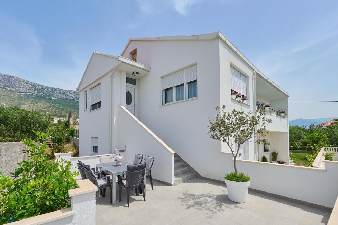 Apartments Infinity Kastela Bagian luar foto