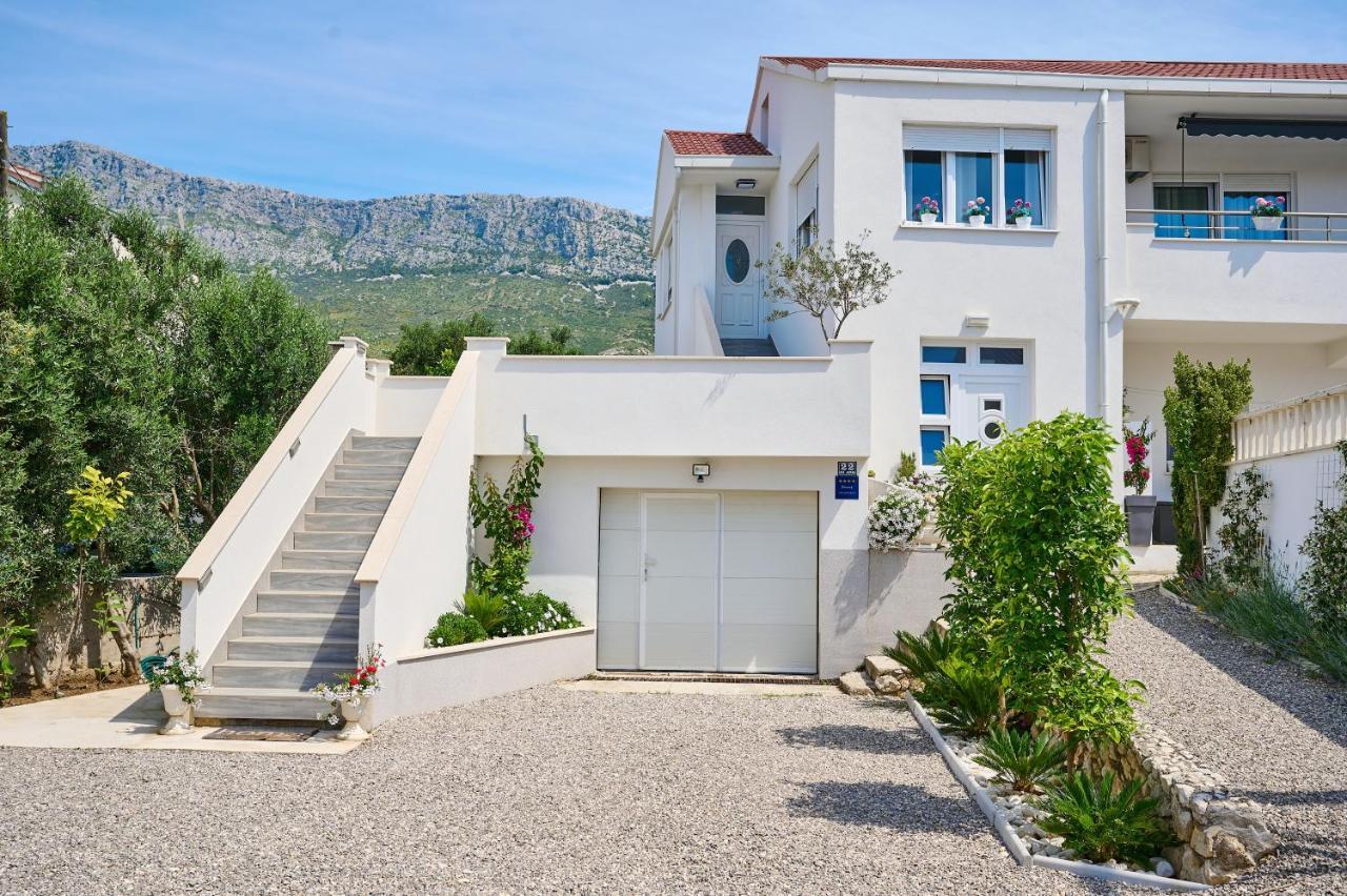 Apartments Infinity Kastela Bagian luar foto